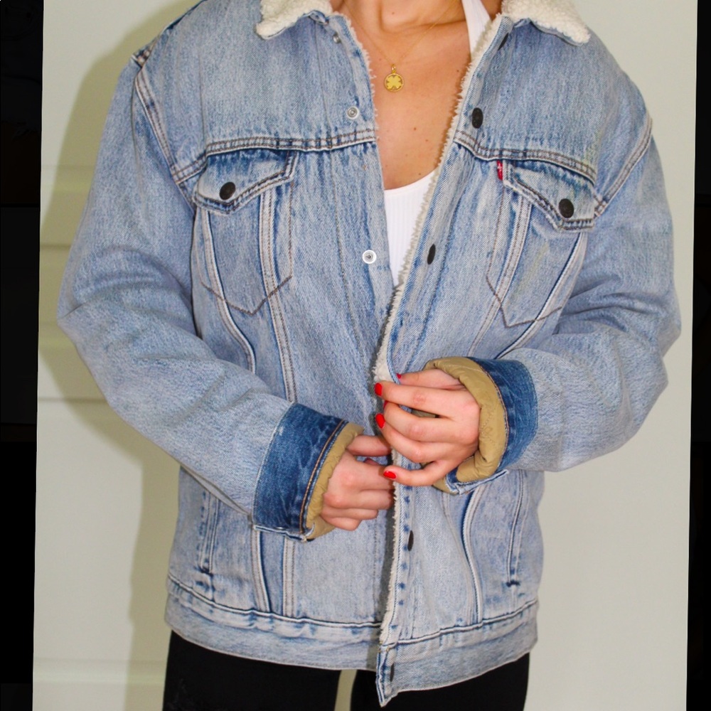 Levi Sherpa-Lined Jean Jacket